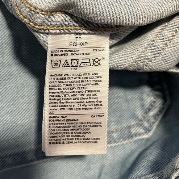 Gap 100% cotton light blue denim chore jacket with pockets - Picture 5 of 6